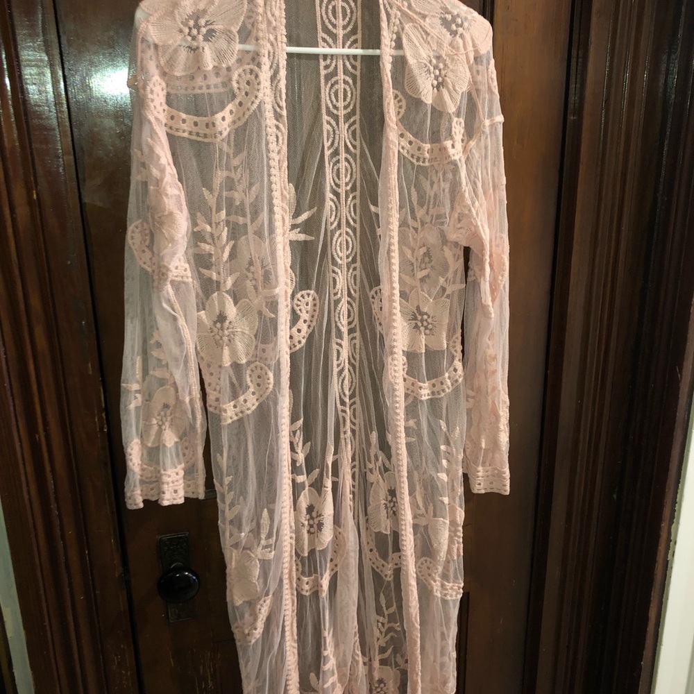 Clothes - Picture 5 of 8